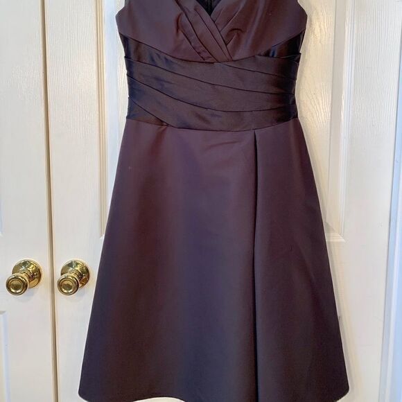 BLACK SATIN TEA LENGTH DAVID’s BRIDAL F127722 S-6 - Picture 2 of 7